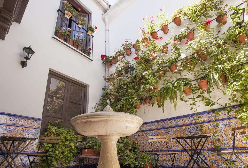 Casa De Las Mercedes Малага Экстерьер фото