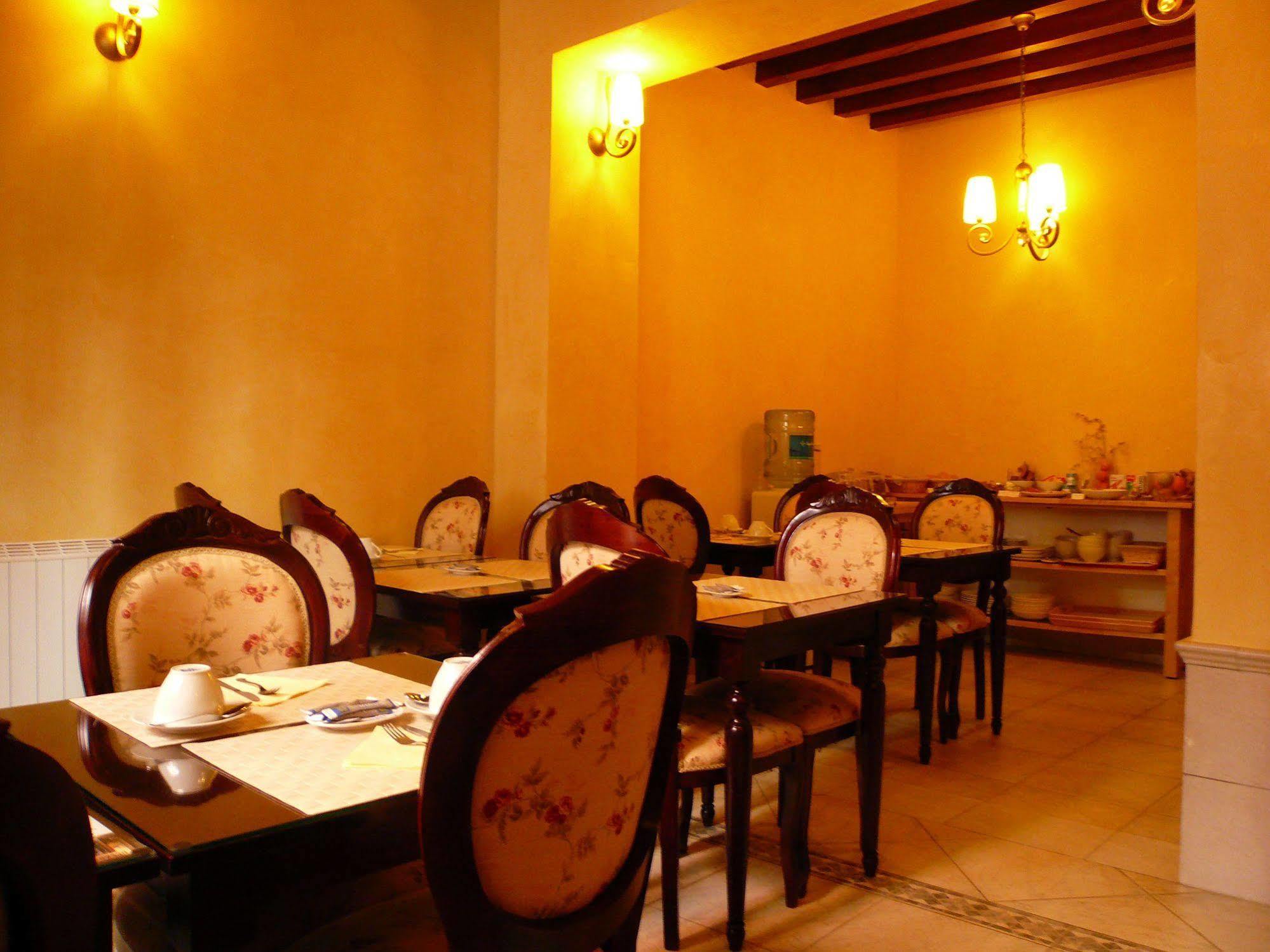 Casa De Las Mercedes Малага Экстерьер фото